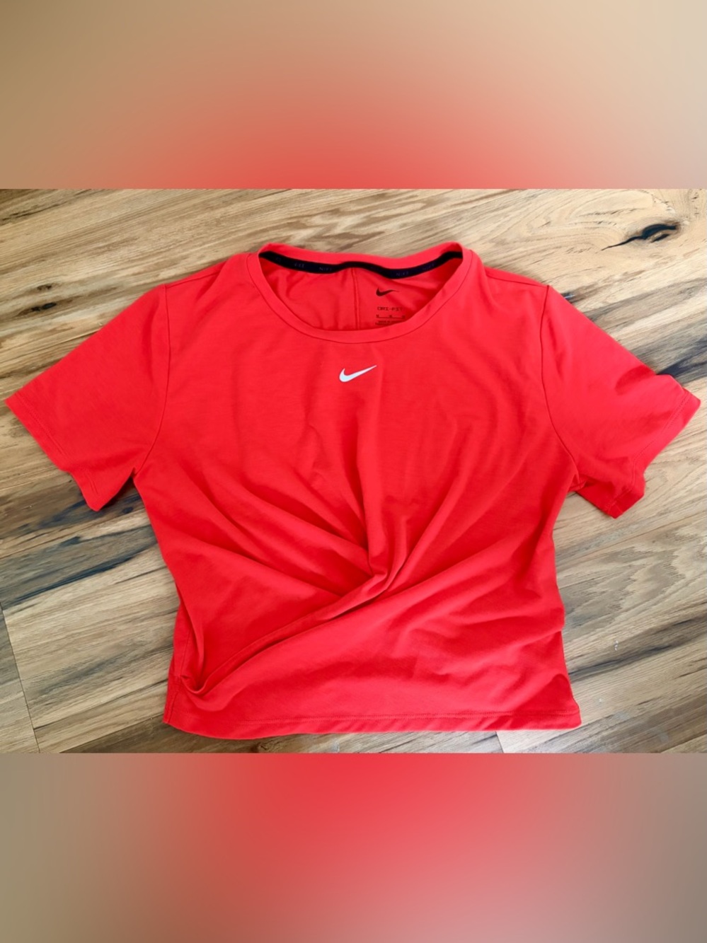 Nike Dri-FIT Cropped Short Sleeve Workout Top Bright Coral Orange Size Medium